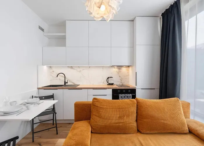 Διαμέρισμα Real Living By Refa Karlin 208 *
