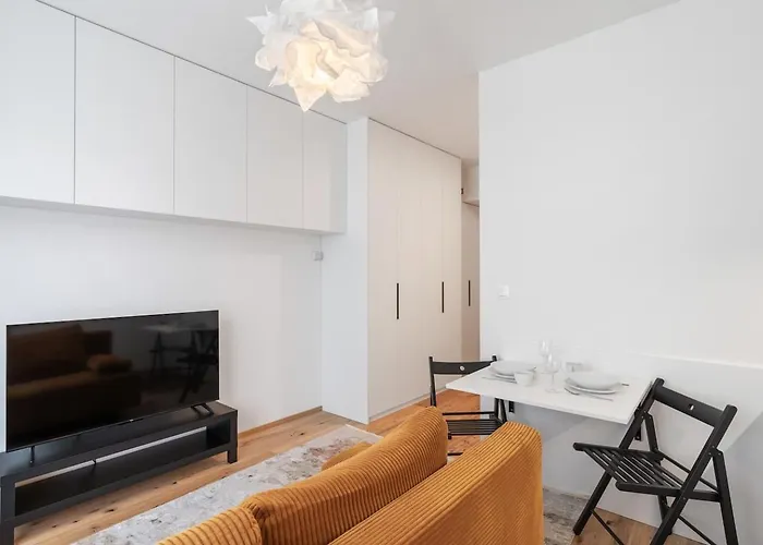 Real Living By Refa Karlin 208 Appartamento